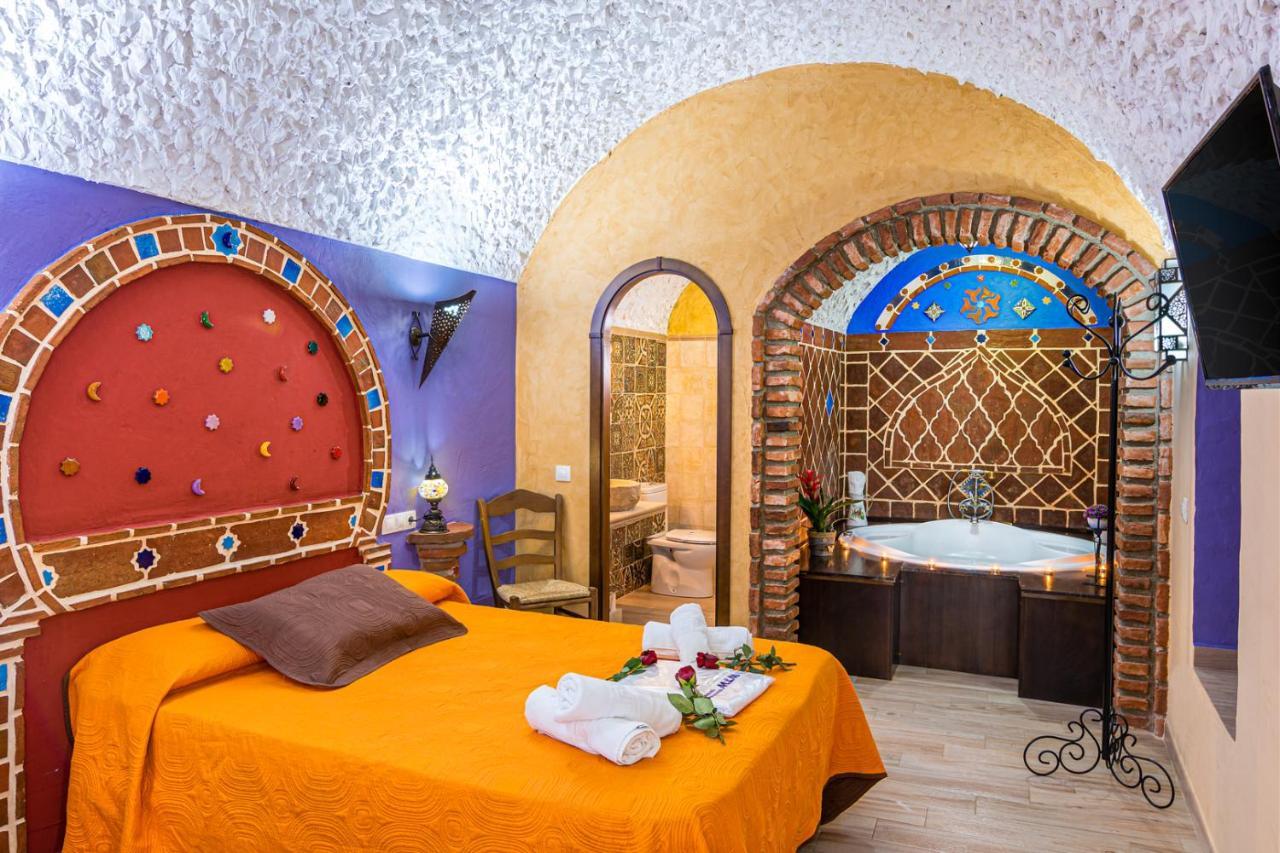 Гостьовий будинок Cazorla Casas Cueva Hinojares Екстер'єр фото